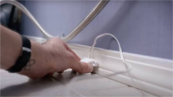 Flood Sensor As Part Of Smart Home Security | TELUS