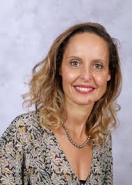 GUIDE FOR PARENTS OF MATERNELLE & PRIMAIRE SCHOOLS (KINDERGARTEN & PRIMARY)  2023-2024