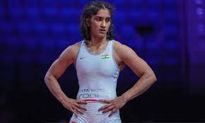 किसान आंदोलन को लेकर ट्विटर पर भिड़ीं दंगल गर्ल्स babita phogat और vinesh phogat. Tixtov46wwlhfm