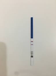 Χθες 7/8 έκανα το απόγευμα ένα τεστ εγκυμοσύνης από τα early και βγήκε μια αχνη γραμμή αλλά διακρίνονταν με την πρώτη. One Step Test Egkymosynhs Tainies 5tmx Skroutz Gr