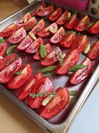 Tomates Confites Au Four Maison Audrey Cuisine Recettes De Cuisine Cuisine Tomates Confites Au Four