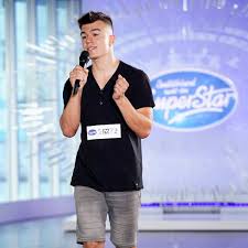 Kevin jenewein hat schon vor einigen jahren sein glück bei dsds. Dsds 2020 Am 18 1 2020 Alle Kandidaten Songs Und Eine Neue Goldene Cd