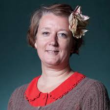 Books: Swimming Lessons by Claire Fuller