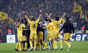 Όποια επικρατήσει σήμερα, θα κάνει ίσως το. Aek Milan 1 0 Otan H Enwsh Ypeta3e Toys Rosoneri Photos Video Onsports Gr