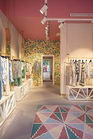 Hola Bilbao Un Placer Volver A Verte La Marca Vilagallo Abre Una Nueva Tienda En Diseno Interior De Boutique Interiores De Tienda Diseno Interior De Tienda