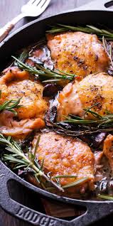 Garlic Rosemary Chicken Thighs In 2020 Baked Rosemary Chicken Thighs Chicken Thights Recipes Rosemary Chicken Baked