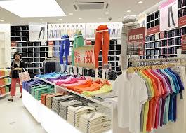 My boyfriend was trying out some jeans in a departmental store in sydney. A Uniqlo Assistant Told A Customer To Leave After She Kissed Her Girlfriend In The Changing Room
