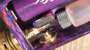 Pull the pod off from the top of the mod . Stentorian Ram Bf Box Mod Review Why Is Bottom Feeding Box Mod So Hot Urvapin
