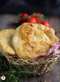 Maybe you would like to learn more about one of these? Pasta Di Pane Fritta Frittelle Lievitate Della Nonna Ricetta Anche Bimby