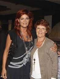 Alles über andrea berg familie. Das Ist Andrea Bergs Familie
