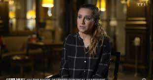 Tout le monde savait par valérie bacot. Saone Et Loire Jugee Pour L Assassinat De Son Mari Valerie Bacot Se Livre Sur Son Calvaire Avant Le Proces