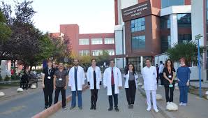 'aydınlık bir geleceğe' sloganıyla yola çıkan i̇stanbul aydın üniversitesi, anadolu eğitim ve kültür vakfı tarafından i̇stanbul'da kurulmuş vakıf üniversitesidir. Nefroloji Bilim Dali Aydin Adnan Menderes Universitesi Uygulama Ve Arastirma Hastanesi