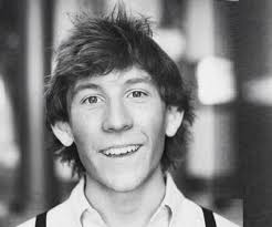 What the malcolm in the middle cast is doing now, including bryan cranston. Erik Per Sullivan Bio Facts Family Life Of Actor