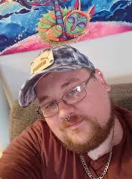 Zachary Johnson's Instagram, Twitter & Facebook