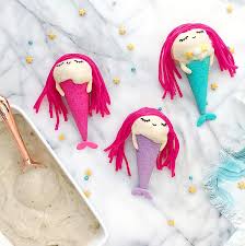 Most kids do not eat the recommended amount of fruits and vegetables. 10 Easy Adorable And Healthy Food Art Snacks For Kids