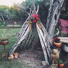 I Want A Teepee Kinder Spielplatz Garten Selber Machen Garten Diy Tipi