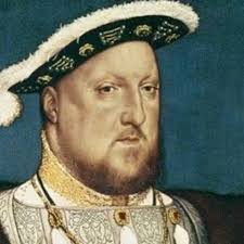 Looking at booking either singapore or Qatar airlines so far Qatar is  cheaper but I'm a bit confused as to why I I priced flights up