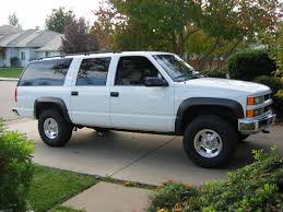 1999 Chevy Suburban K2500 This Is The 3 4 Ton Version Good To Tow Up To 9000 Lbs Chevrolet Suburban Chevy Suburban Chevy 1500