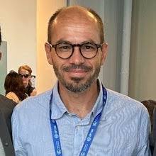 Bernardo Becker's Instagram, Twitter & Facebook