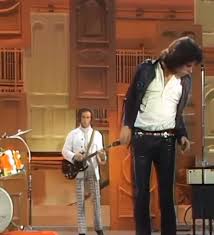 @RockNRoLL_85's video Tweet