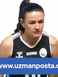 Fernandez in Porto Rico Turkey Volleyball Match