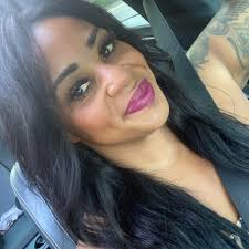 Tia Leonardo at Glitz Hair Lounge