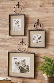 Iron Loop Frame In 2020 Hanging Frames Decor Hanging Pictures