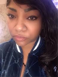 Lynette Carr's Instagram, Twitter & Facebook