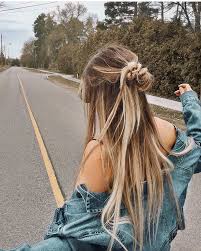 Zeer Betaalbare Hippe Trendy Stijlvolle En Elegante Mode Voor Dames Heren En Kinderen Kleding Schoenen Tassen Ac Hair Styles Long Hair Styles Hair Looks