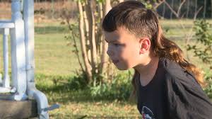 I'm a young guy with long hair and i've always wondered what percentage of women find long hair women who like long hair on men are definitely in the minority, though. 8 Year Old North Texas Boy Has Best Mullet In America Wfaa Com