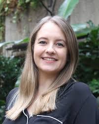 Jenny Waller's Instagram, Twitter & Facebook