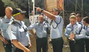 בהערכת מצב כעת באזור האסון בהר מירון. N Bmpxhgubwqgm