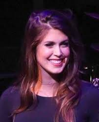 Colby Carter's Instagram, Twitter & Facebook