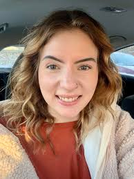 I didn't just dip my toes into this natural wellness thing… I dove in  headfirst. Learning about essential oils and natural options changed  everything for me—and I'm not being dramatic. It opened