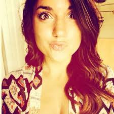 Taylor Barone (@FriendthemNomad)