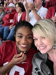 Shawna Chance's Instagram, Twitter & Facebook