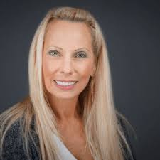 eAssist Honors Dr. Thomas Kang and the Team at Puget Sound Periodontics  with Top Practice Award