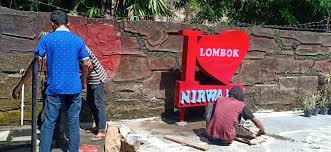 Merupakan ibu kota provinsi nusa tenggara barat. Swyfmsh3t0 7tm