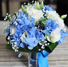 Pfingstrose hochzeitsstrauß, shabby chic brautstrauß hydrangea bouquet erröten brautstrauß wild blumen hochzeit bouquet ton hochzeitsstrauß. Brautstrauss In Blau Oder Lila Die 44 Schonsten Beispielbilder Zur Hochzeit