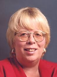 Kelly Arndt's Instagram, Twitter & Facebook