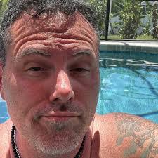 Josh Lade's Instagram, Twitter & Facebook