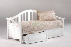 The daybed has a max weight capacity of a whopping 450 lbs. Seagull Daybed Twin Size White Day Bed With Trundle Bed Xiorex