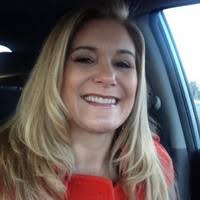 800+ profilů „Mayton“