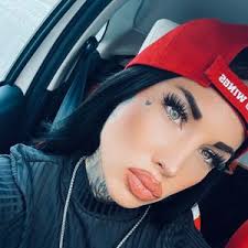 Bella Black 🖤🤍💣 (@bella_black93)