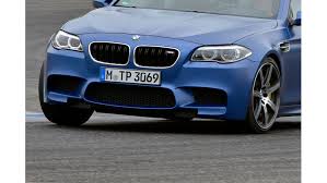 It is considered an iconic vehicle in the sports sedan category. Bmw M5 Alt Gegen Neu Unterschiede F90 Und F10 Auto Motor Und Sport