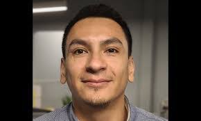 Leo Robles's Instagram, Twitter & Facebook