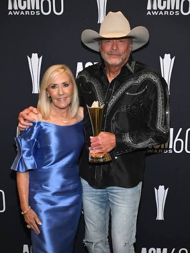 Still The One”, the new single from Alan Jackson, is out now. #AlanJackson