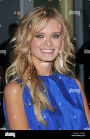 Left sara hi-res stock photography and images