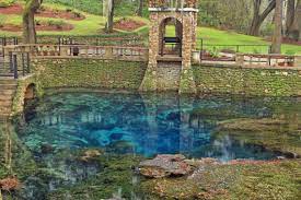 Wes skiles peacock springs state park, located about 16 miles from live oak, the cave diving capital of the world, has two main springs, a spring run, and six sinkholes, all maintained in their natural condition. Check Out The Brilliant Blue Water At Radium Springs In Georgia