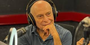 Mario Morgan presenta “Nuestras Mujeres” su última obra como director, con  César Troncoso en el elenco